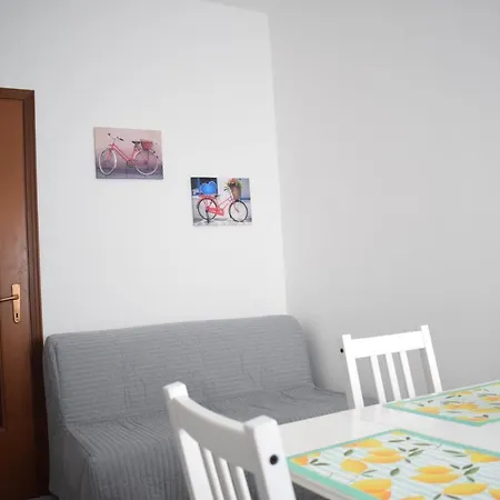 Apartman L'arche Comfort&relax - Gambara Square Di Via Palma *