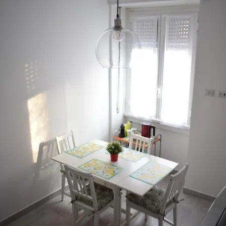 L'arche Comfort&relax - Gambara Square Di Via Palma Milánó